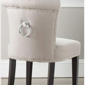 Meet your Posher, Tabitha